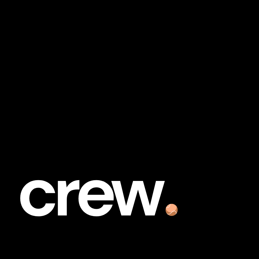 Logo with the word 'crew' and an orange padel ball on a black background